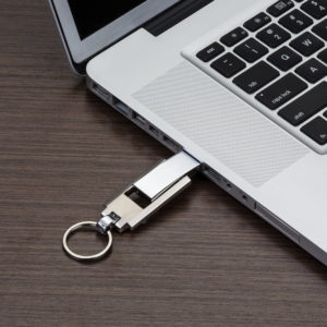 Foto Pen Drive Giratório MTB 161 Imagem (2)